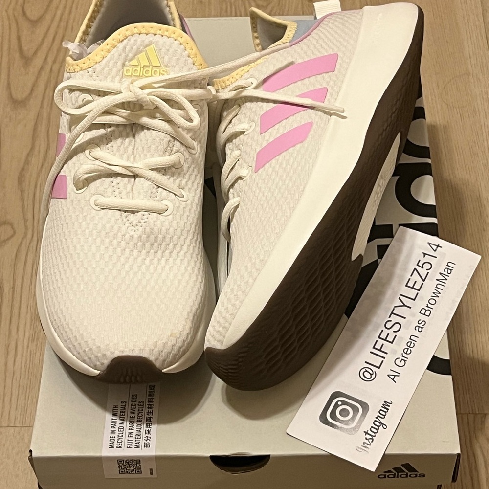 Adidas Cloudfoam Pure - Size 8W